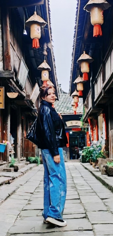 宛霞的第五张照片--洛阳相亲服务中心