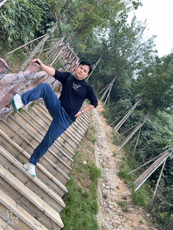 择一人白头偕老的第二张照片--洛阳相亲服务中心