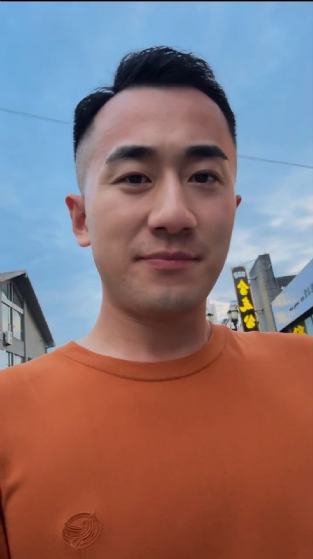 往事随风的第二张照片--洛阳相亲服务中心