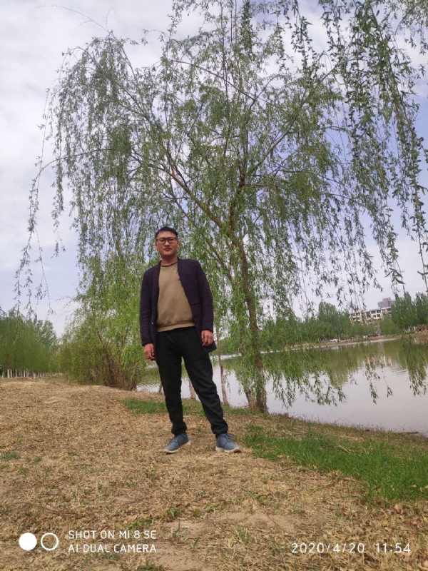 风中的烟头的第一张照片--洛阳相亲服务中心