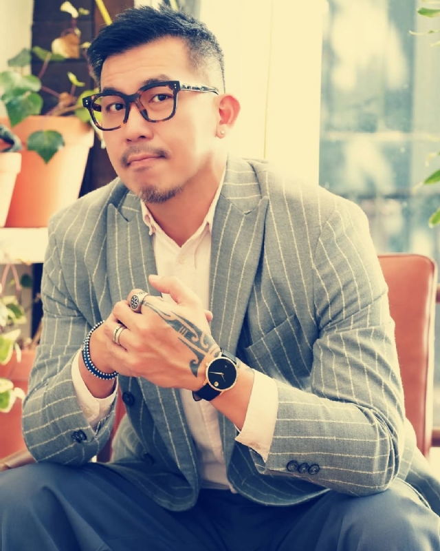 晚风渡半舟的第一张照片--洛阳相亲服务中心