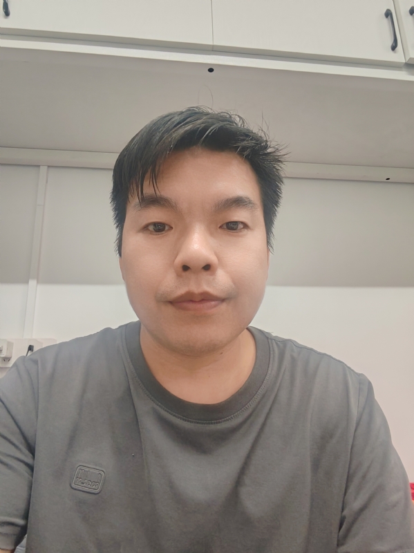 老张的第一张照片--洛阳相亲服务中心