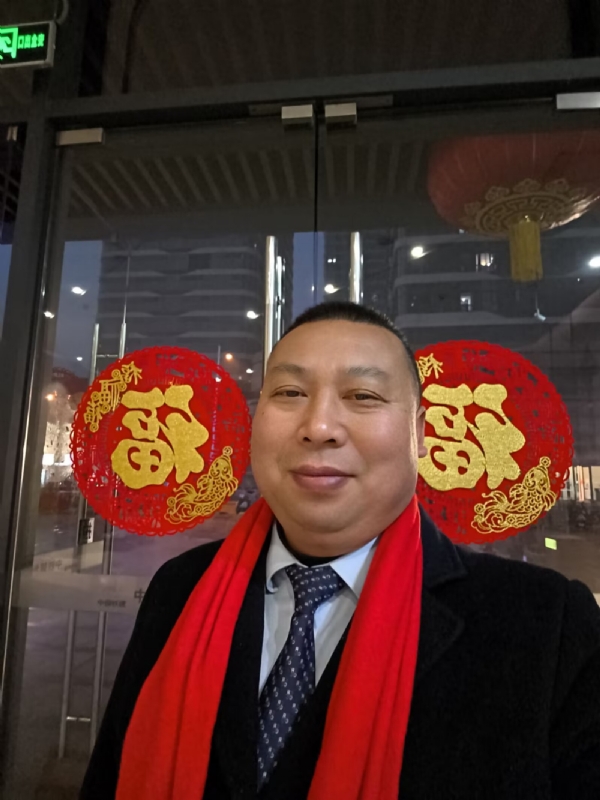 半百悟红尘的第一张照片--洛阳相亲服务中心