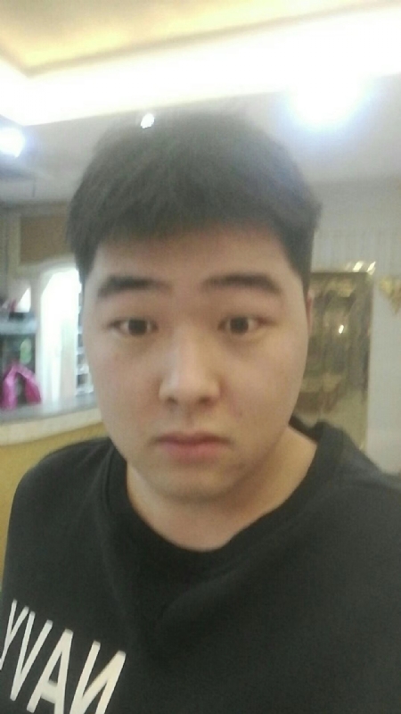 丹尼的第二张照片--洛阳相亲服务中心