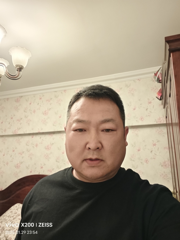 峰哥的第一张照片--洛阳相亲服务中心