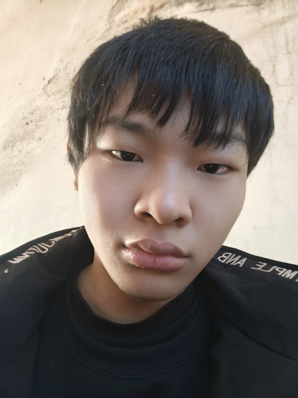 台子的第一张照片--洛阳相亲服务中心