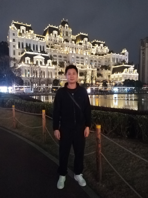 另一半的她的第三张照片--洛阳相亲服务中心