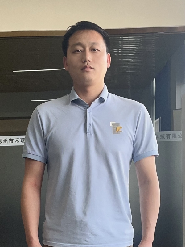 鹊桥的第一张照片--洛阳相亲服务中心