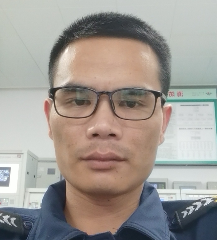 一直都在的第三张照片--洛阳相亲服务中心