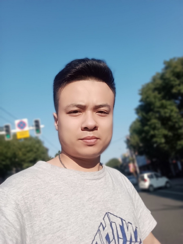 简简单单的第一张照片--洛阳相亲服务中心