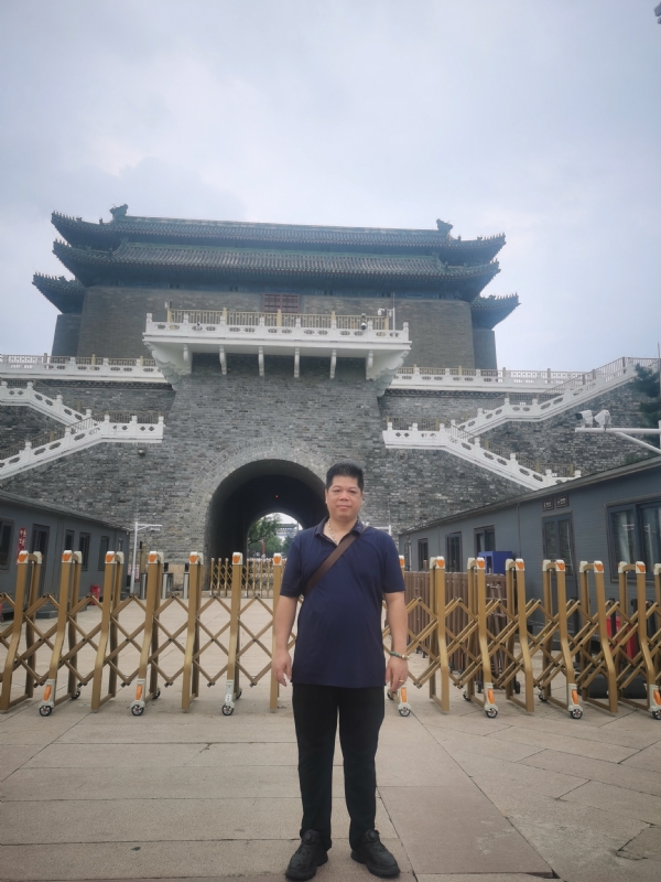 伟哥的第一张照片--洛阳相亲服务中心