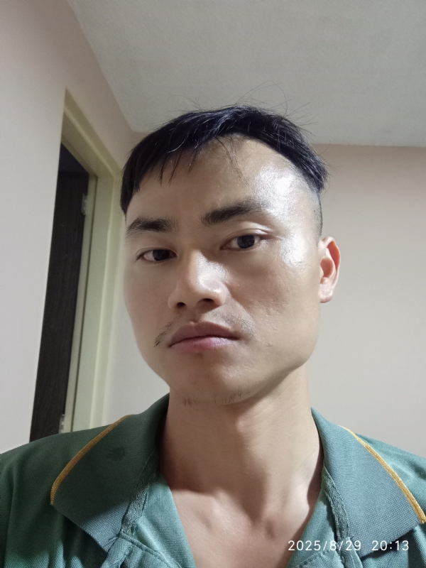 自简的第二张照片--洛阳相亲服务中心