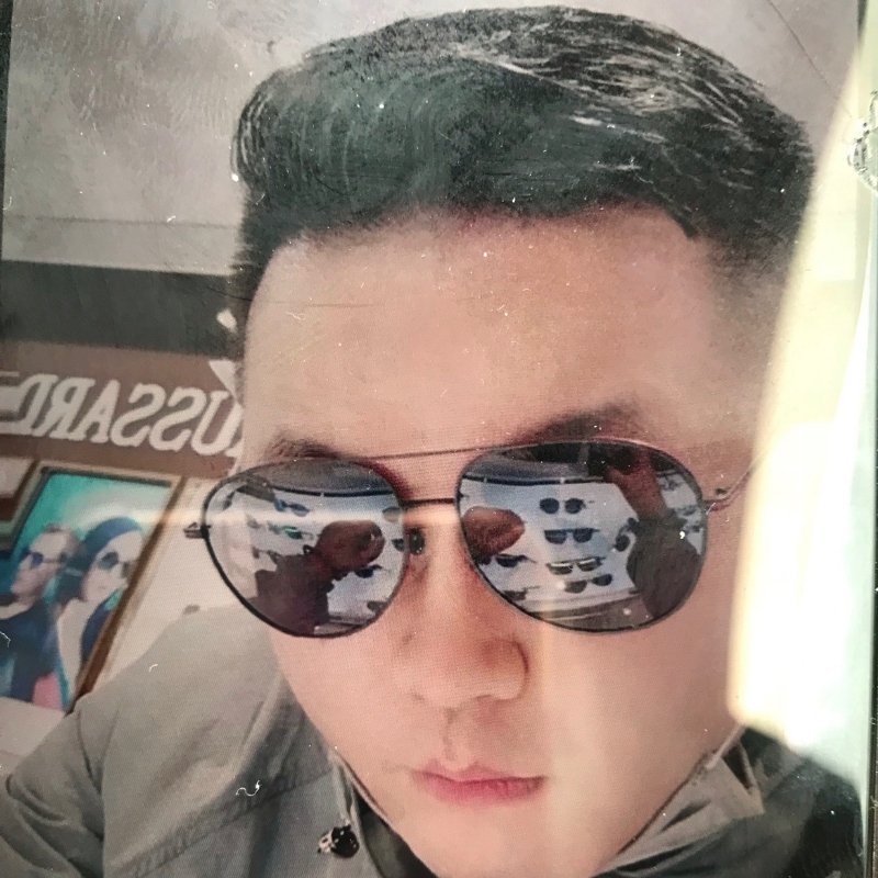 至尊宝的第一张照片--洛阳相亲服务中心