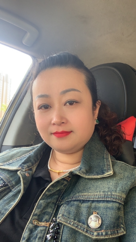 云中的蝶的第一张照片--洛阳相亲服务中心