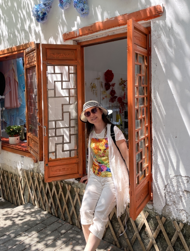 stella的第三张照片--洛阳相亲服务中心